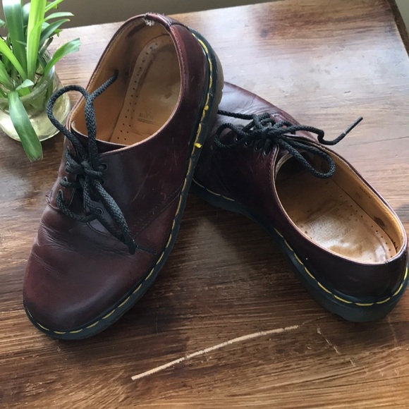 dr martens 1461 oxblood